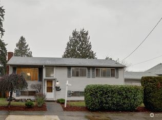 3221 23rd Ave S, Seattle, WA 98144