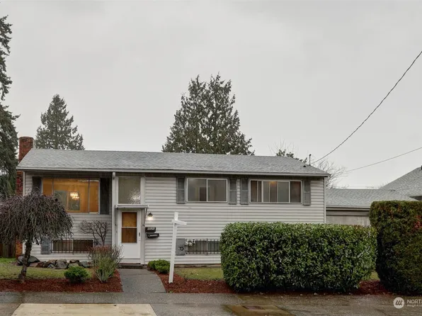 3221 23rd Avenue S, Seattle, WA 98144