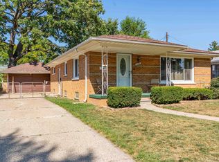 7257 State Park, Center Line, MI 48015