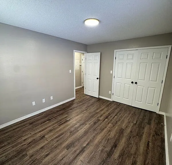 1138 E Walnut St #2 — Photo 11