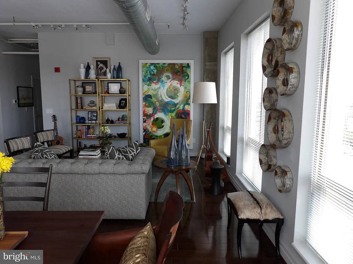 Building Photo - 301 Massachusetts Ave NW #1201