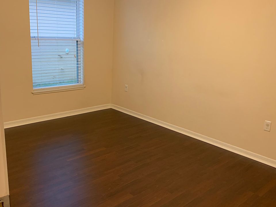 Front BR #2 (view #1)