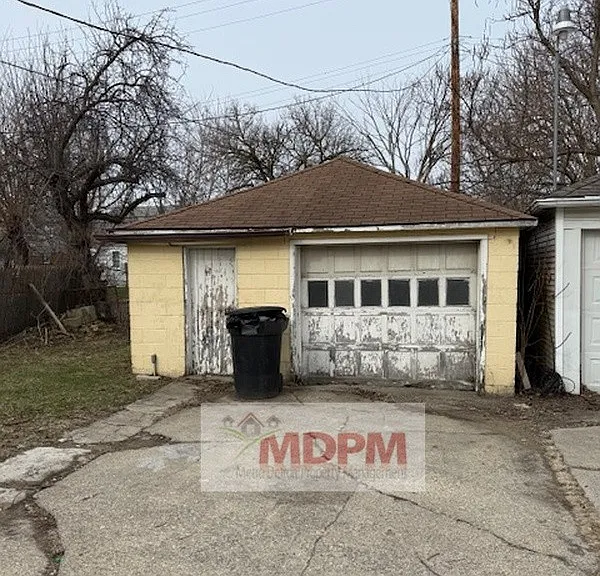 6811 Minock St — Photo 7