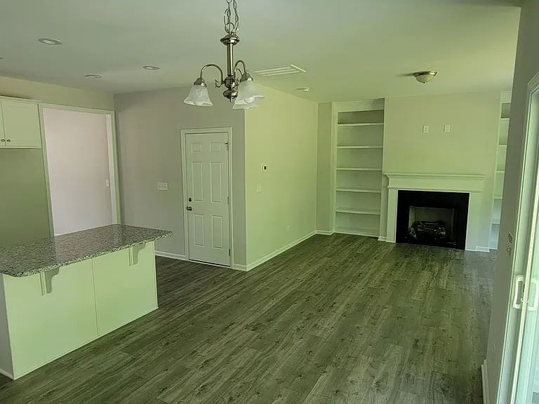 147 Diploma Dr — Photo 11