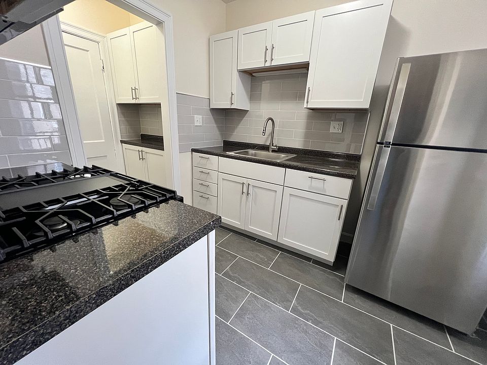 1st image of 127-131 Washington St #41