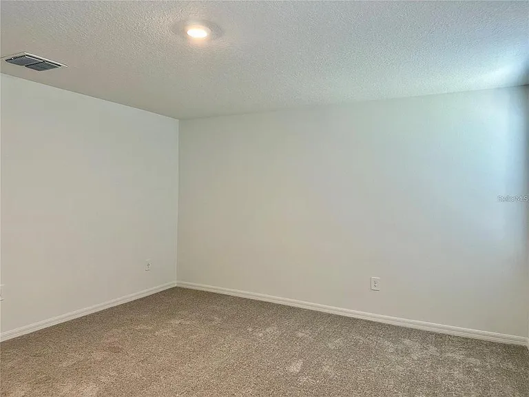 17606 Happytrails St — Photo 37