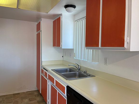 4th image of 8927 Hermosa Dr #C