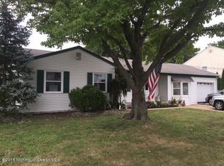 90 Kentucky Ave, Middletown, NJ 07748