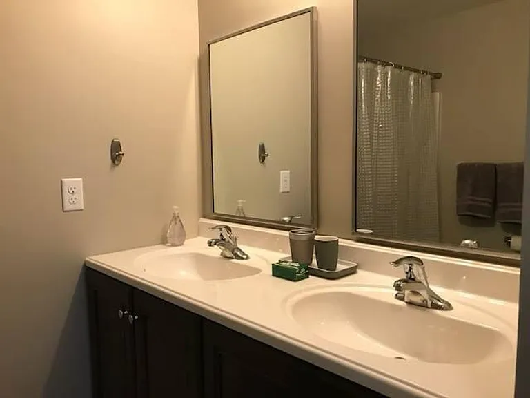 5&15 Apartments — Photo 25