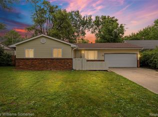 3123 W Utica Rd, Shelby Township, MI 48317