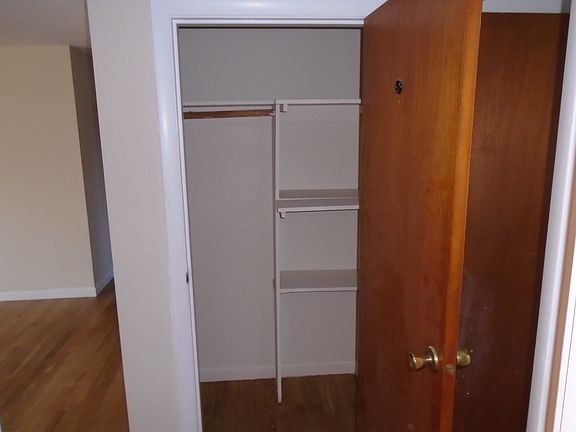2nd image of 15 North St APT A4