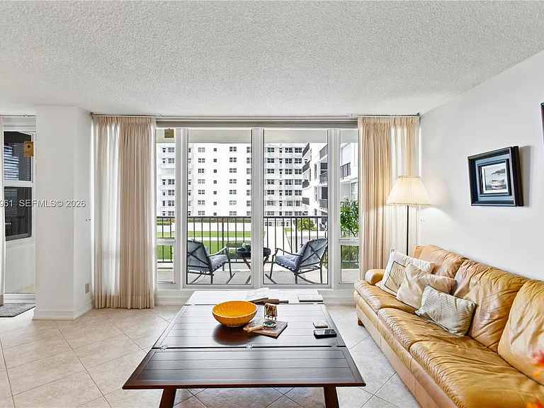 4280 Galt Ocean Dr #3G — Photo 9