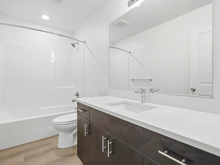 West Vine Townhomes — Photo 22