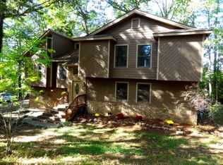 1115 Honeysuckle Dr, Canton, GA 30114