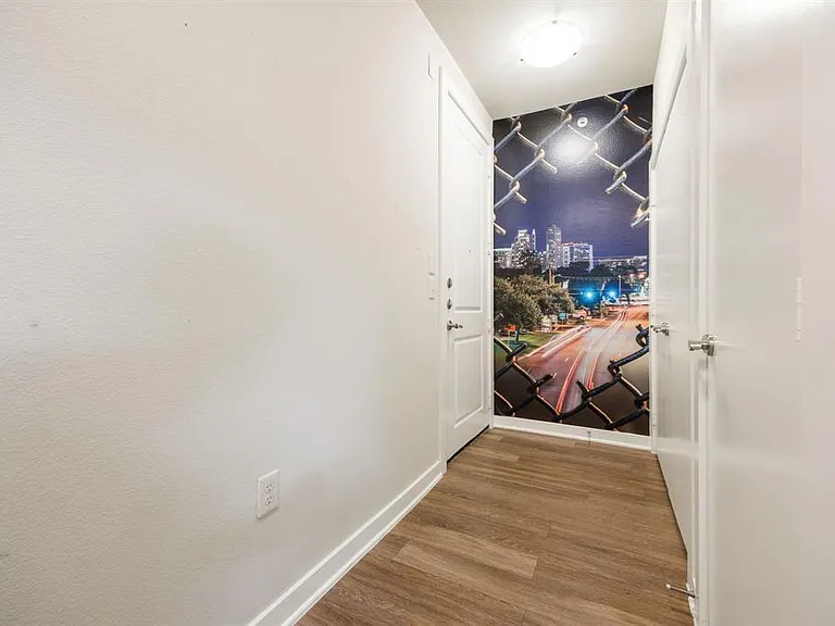 1900 Barton Springs Rd #3013 — Photo 2