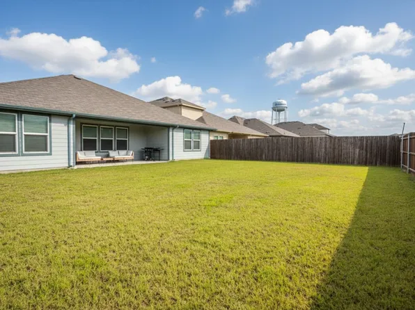 725 Golden Gate Park Rd, Alvarado, TX 76009
