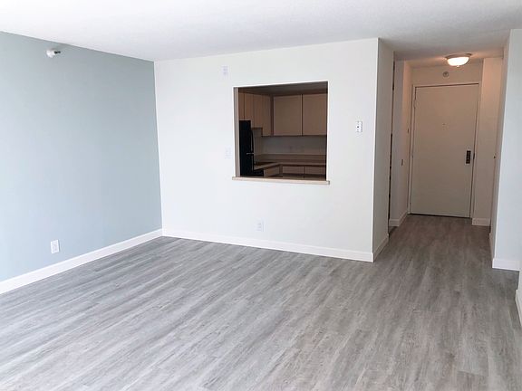 5th image of 1660 N Prospect Ave Unit 408