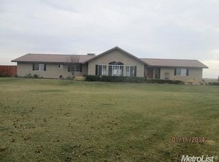 9271 Carmellia Ave, Dos Palos, CA 93620