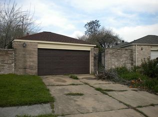 16138 Highlander Dr, Houston, TX 77082