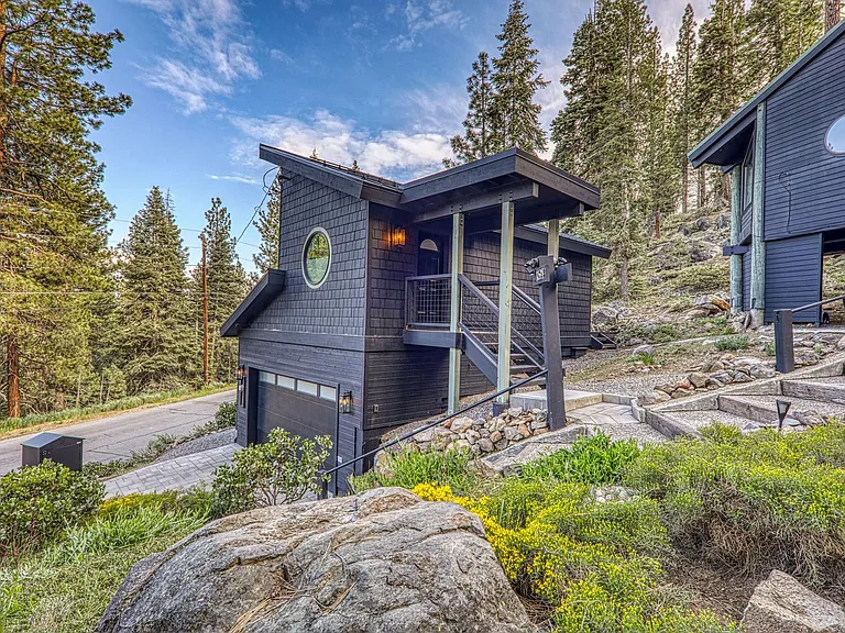 10594 Snowshoe Cir — Photo 38