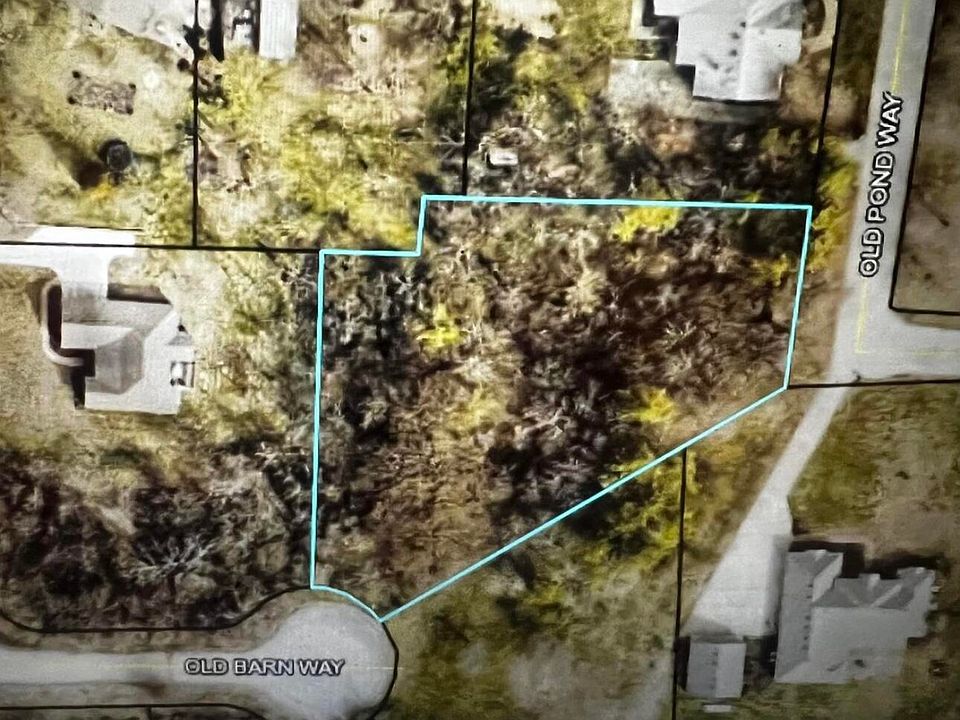2nd image of 112 Old Barn Way