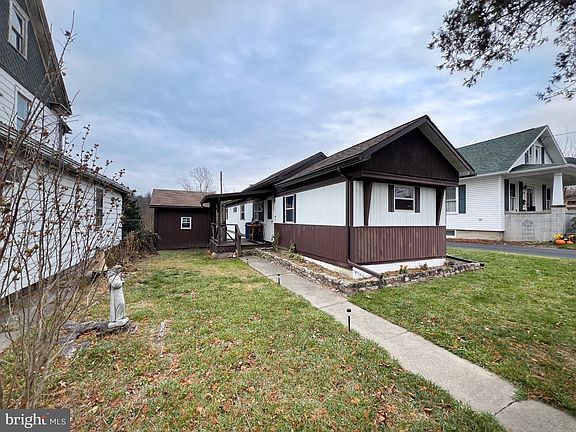 2nd image of 525 Highland Ave
