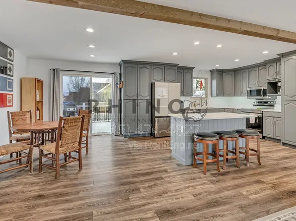 9218 S Laura Anne Way, Sandy, UT 84094