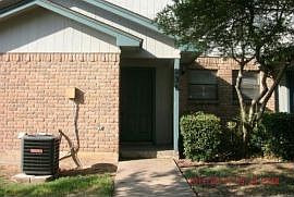 1st image of 236 Vista Way