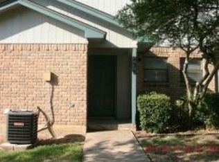 236 Vista Way, Benbrook, TX 76126