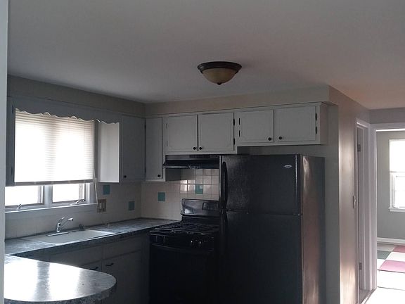 4th image of 435 Callodine Ave Floor 2