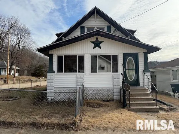 234 Pershing Pl, East Peoria, IL 61611