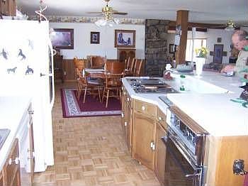 3rd image of 90 Whispering Pines Dr