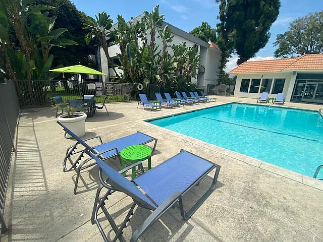 Covina Grand — Photo 17