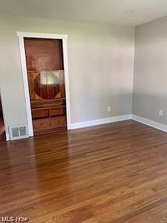 4th image of 430 Winckles St