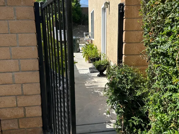 1912 W Ash St, San Bernardino, CA 92407