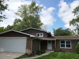 22750 Valley Dr, Richton Park, IL 60471