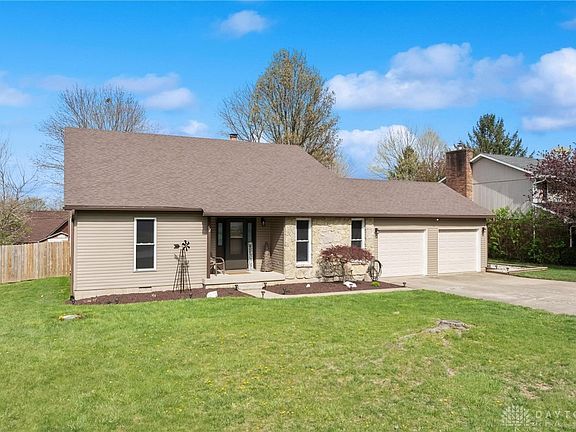 2nd image of 62 Jill Dr