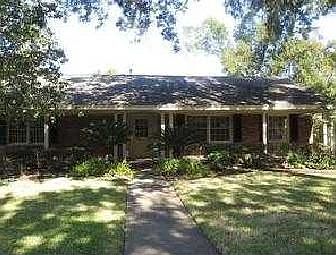 1st image of 4842 Creekbend Dr