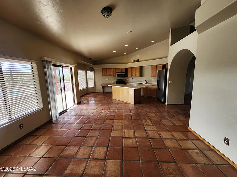 11065 E Snyder Rd — Photo 20