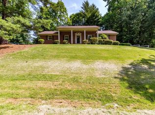3315 Chestnut Mountain Cir, Vinton, VA 24179