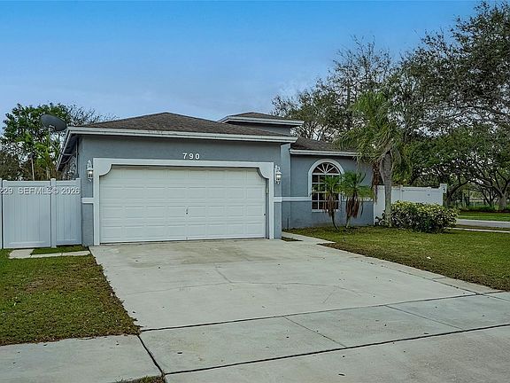 2nd image of 790 NW 16th Pl