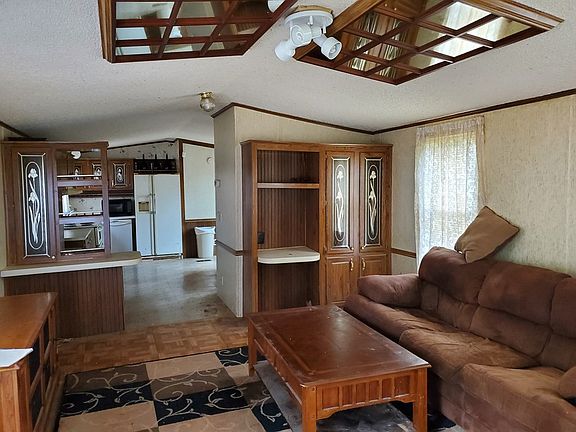 2nd image of 53 Wesley Pl