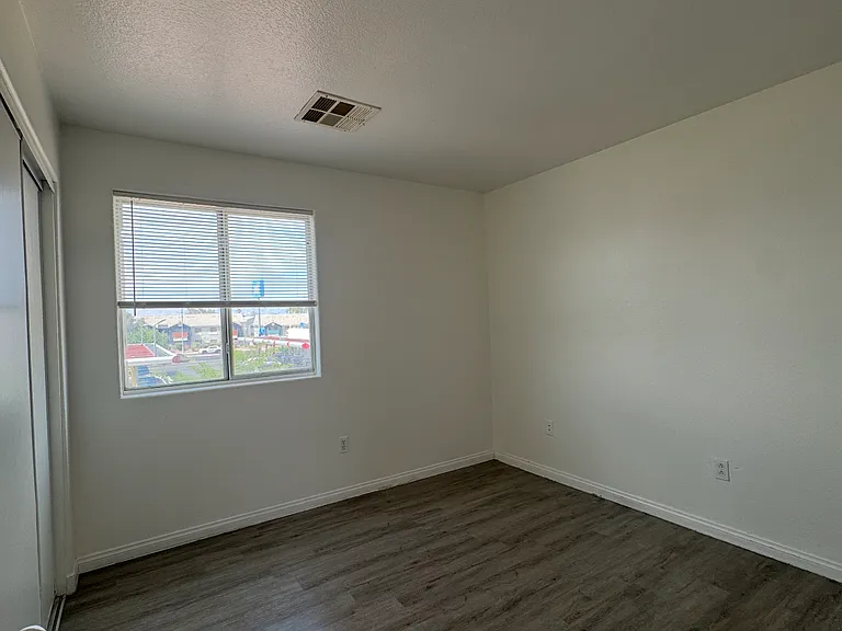 6320 Blue Twilight Ct — Photo 12