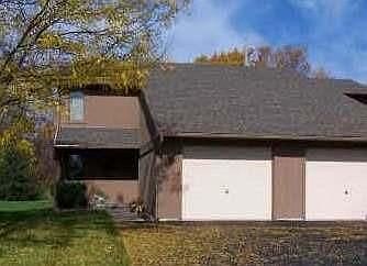 2nd image of 567 Park Pl