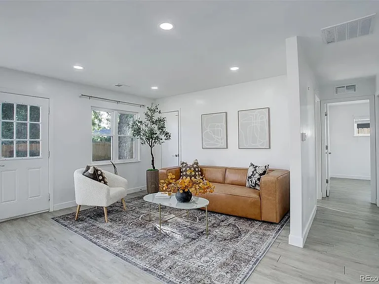 3340 S Fairfax St — Photo 8