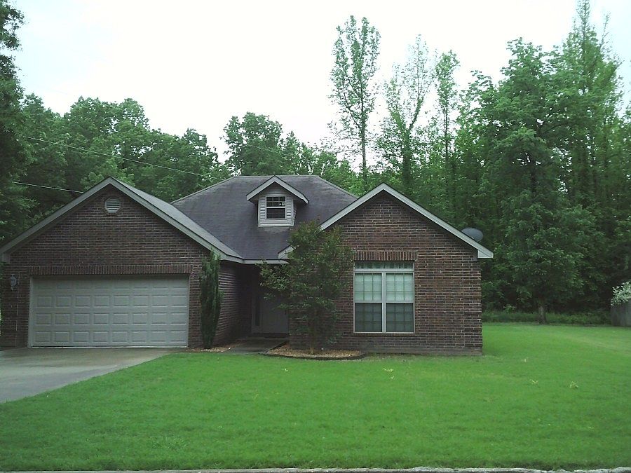 2nd image of 119 Constitution Dr