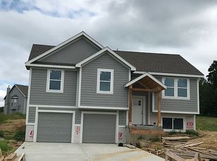 1711 S 104th Ter, Edwardsville, KS 66111
