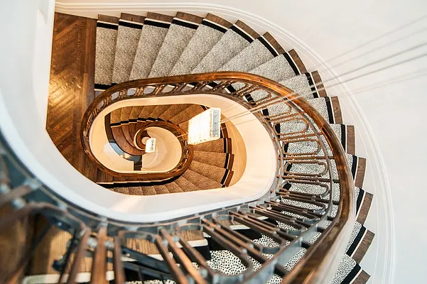 Rented by Compass | media 25