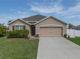 1631 SW 33rd Ter, Cape Coral, FL 33914