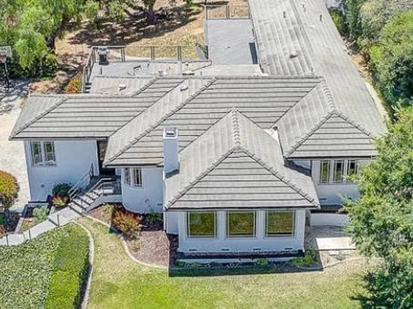 3635 La Entrada, Santa Barbara, CA 93105